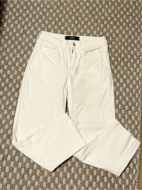 Hollister White Mom Jeans